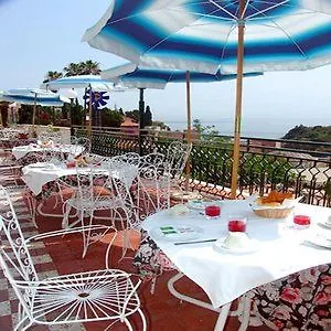 Hotel Baia Azzurra Taormina 4*,